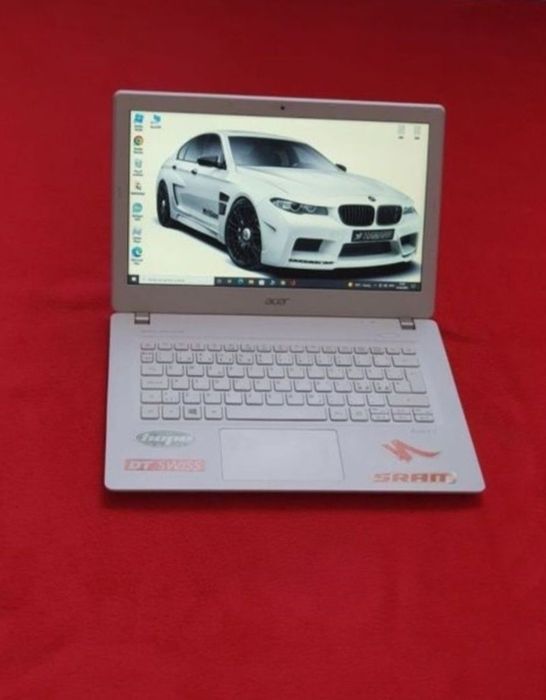 Laptop  Acer  14",baterie excelenta