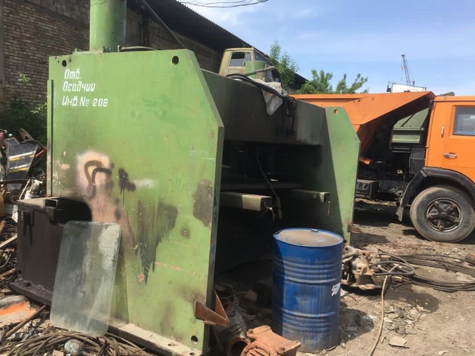 Продам станок, гильотина 16мм, стол 3 матра.