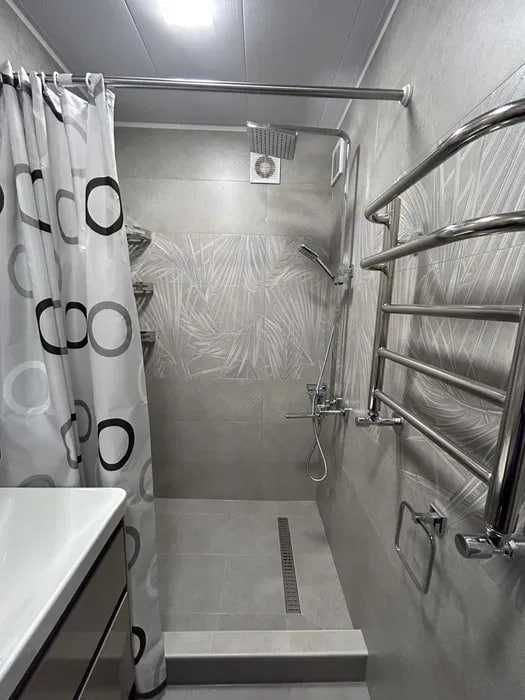 Срочно сдается 2х-ком на Юнусабад-8  2/3/9 989*