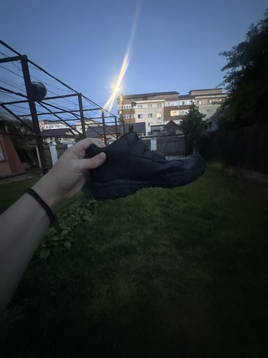 adidasi skechers noi nouti marimea 36