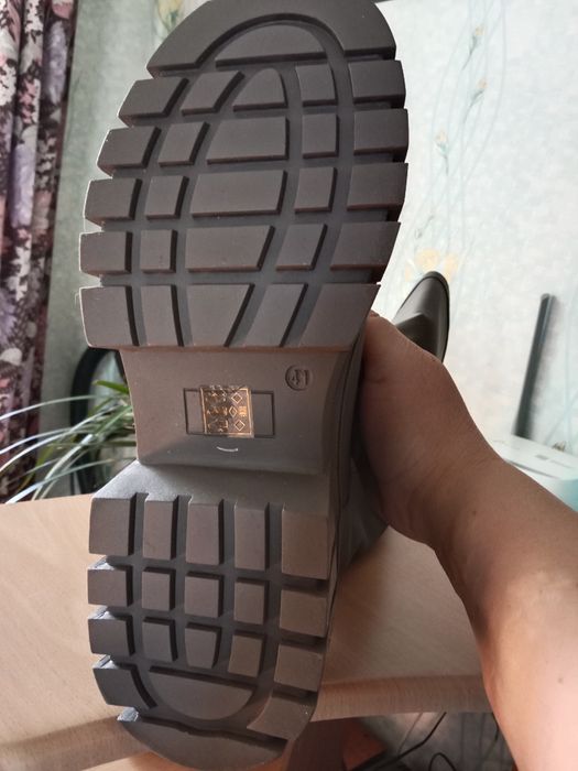 Сапоги женские, новые.