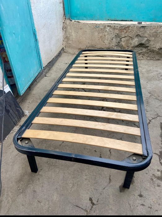 Кровать 2 шт , каждый по 5000тг