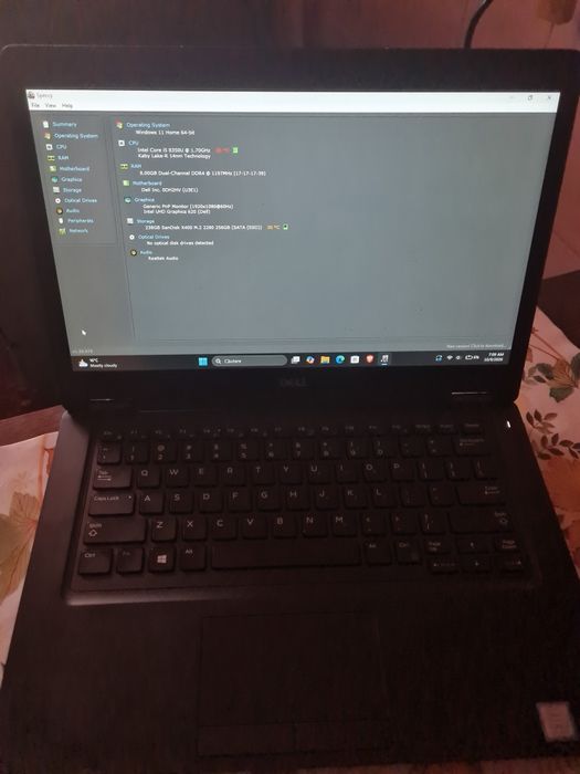 Laptop Dell și Lenovo și Asus