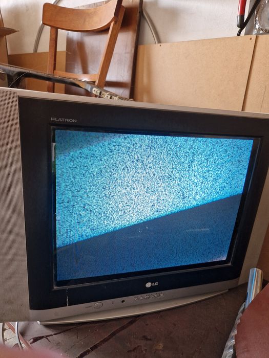 Телевизор б.у в рабочем состоянии