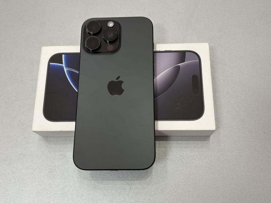 Iphone 16 Pro Max, 256 gb, Black Titanium, la cutie
