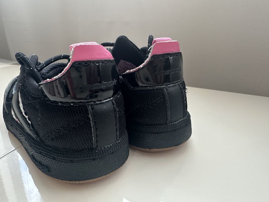 Нови обувки Reebok 19.5 номер