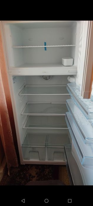 Продам холодильник LG