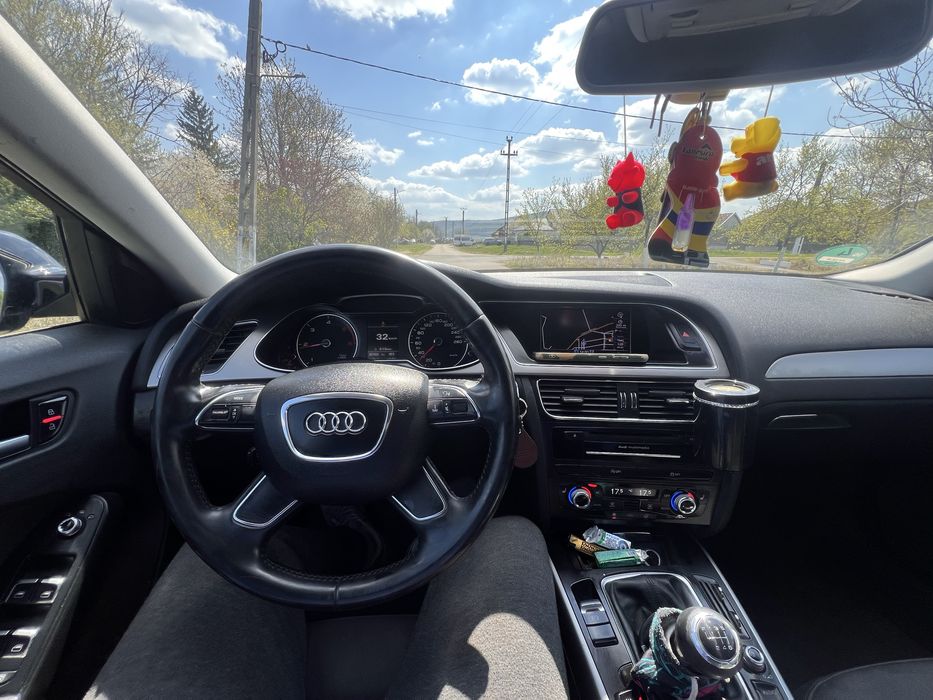 Audi a4b8 2.0 CJCA 2012