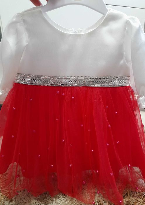 Vand set 4 piese pentru fetite, 3-6 luni