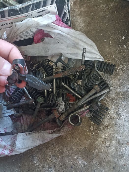 2е   АЕ90.    Corolla sprinter.    2е.  1.3