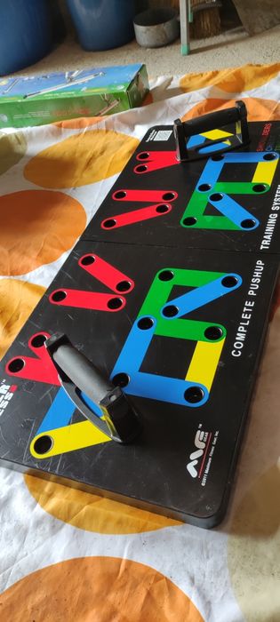 Стойка за лицеви опори