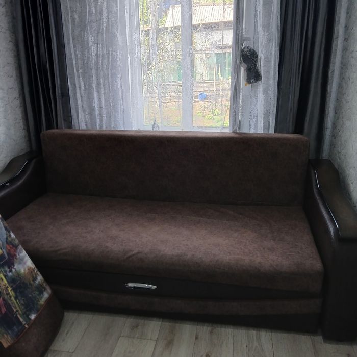 Продам диван в отличном состоянии!