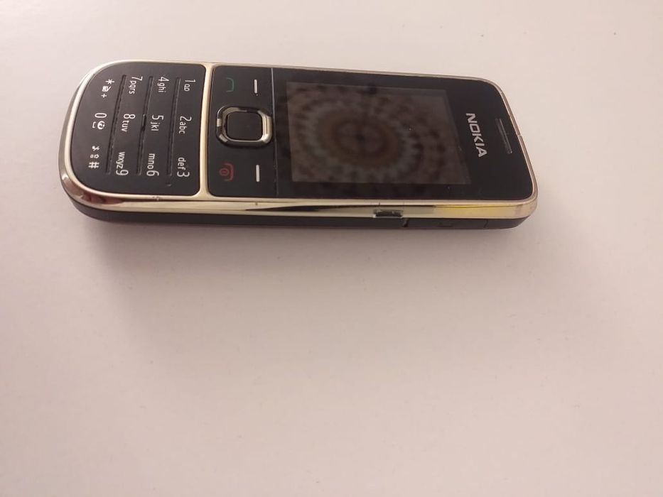 Нокиа 27 00  1 аи колданган зариядкасымен тур