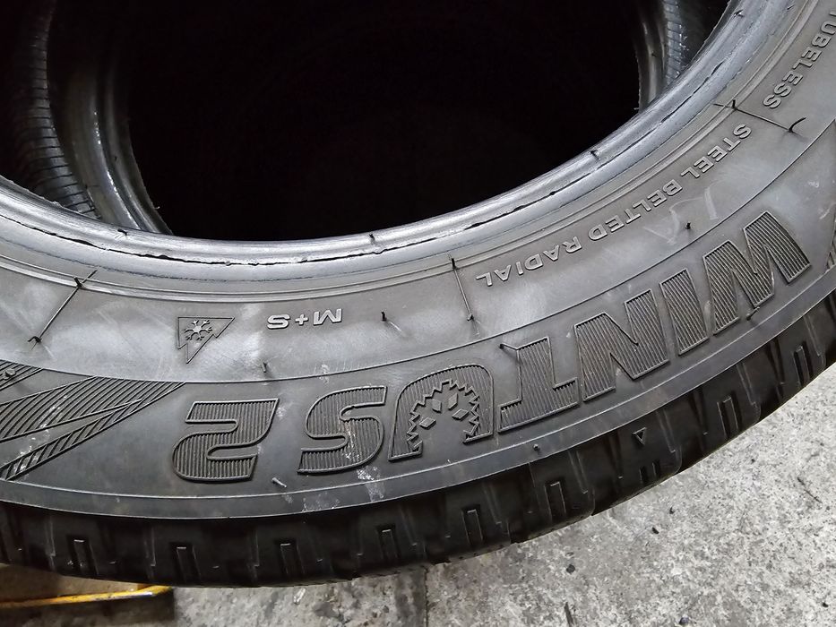 Lasaa (Bridgestone)  195/60 R16 C 99/97T MS iarnă