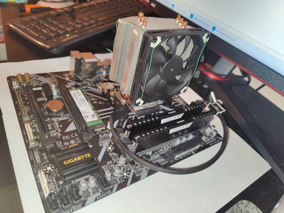 Kit AM4 Ryzen 3600: CPU + MB + RAM(2x8GB) + NVME(SSD) 512 GB, 3500 MB/