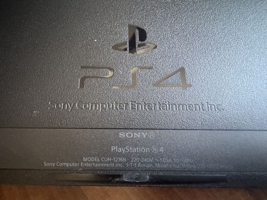 Consolă PS4 Fat 1TB - Model CUH-1216B (Revizia silențioasă)