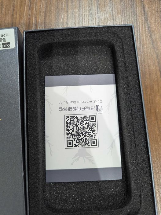 Чехол с вашим фото ePaper color iphone 16 pro