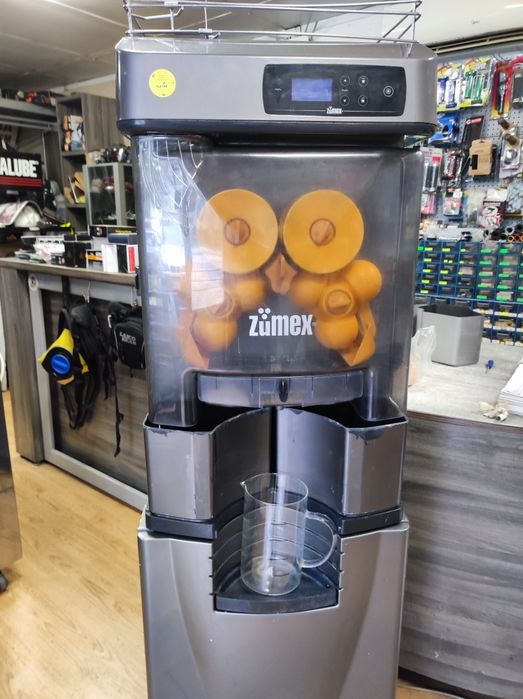 Фреш Машина за портокали Zumex Versatile Pro