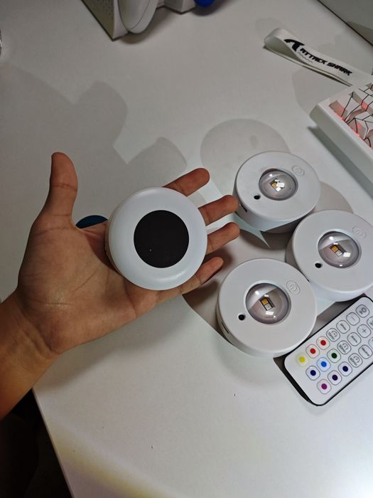 Комплект 4бр. LED RGB лампи с дистанционно – USB зареждане, Магнитни