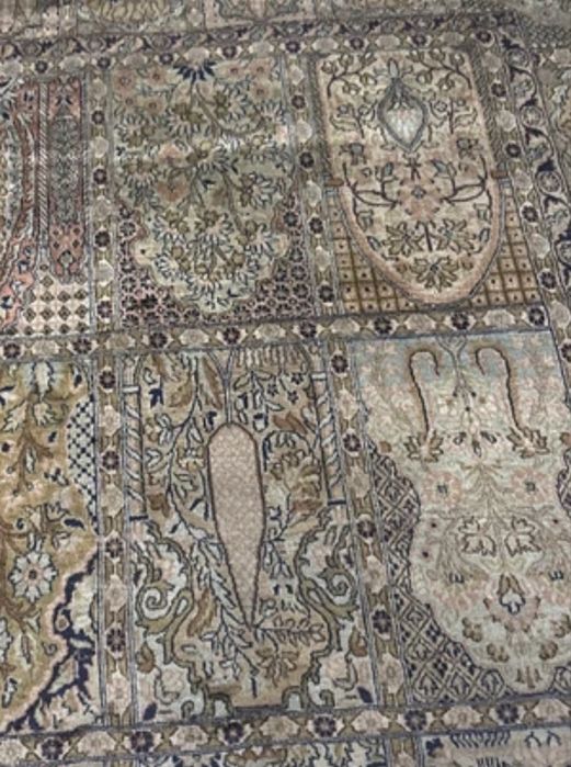 Covor matase piese de colectie autentica