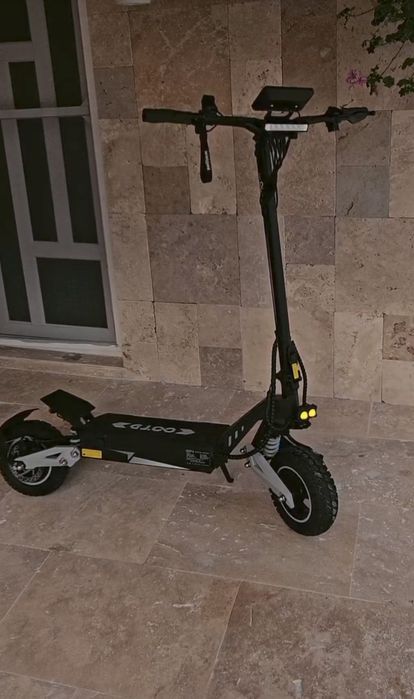 Vând trotineta electrica OOTD T10