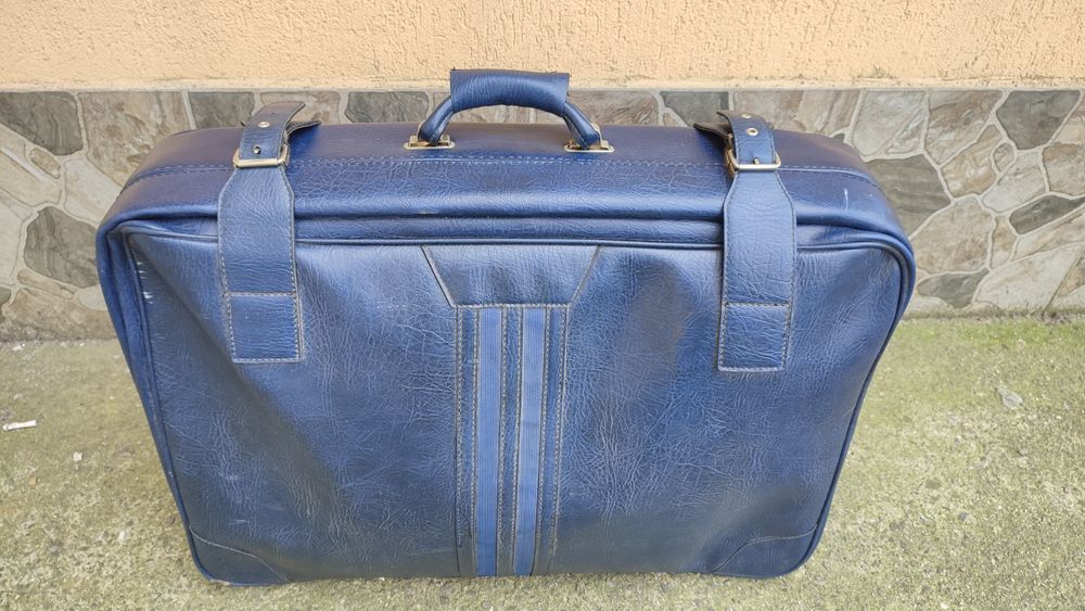 Geamantan mare de voiaj