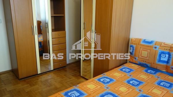 Дава се под наем Двустаен апартамент в София, Център - 62 кв.м за 747.66 € - Снимка #3