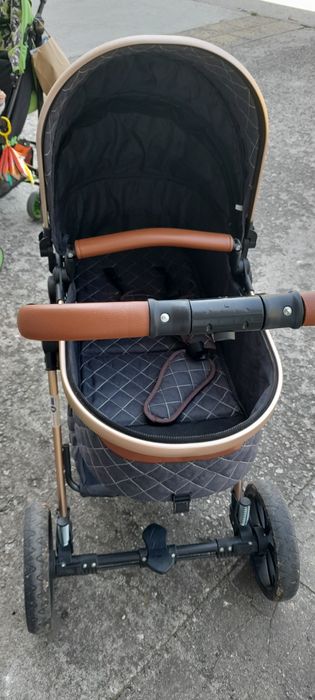 Бебешка количка Moni Alma