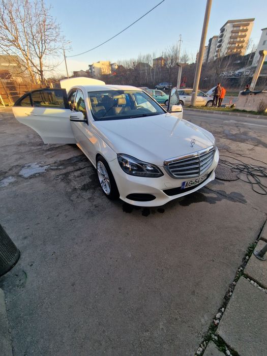 Se vinde Mercedes E Class 220 W212, ultimul model fabricat anul 2016
