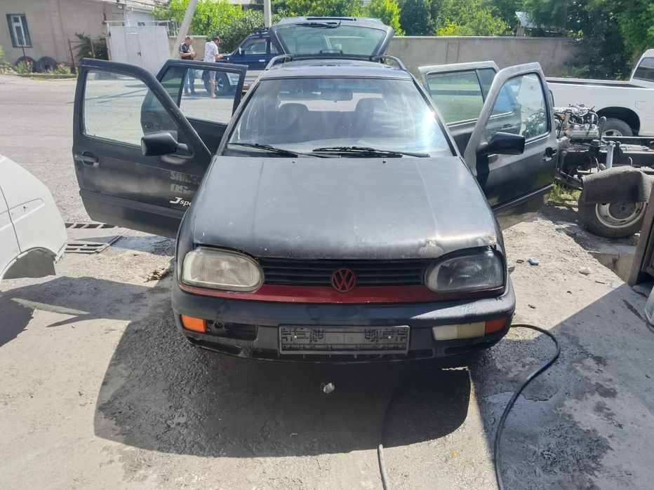 Продам Volkswagen Golf