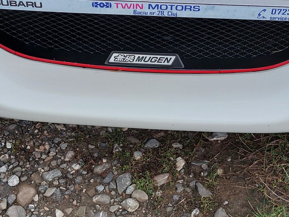 Vînd honda cr-z hibrida 2011