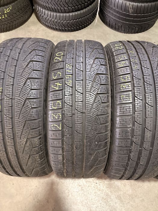 Anvelope iarna 235/45/20 Pirelli Sottozero 235 45 20 R 20