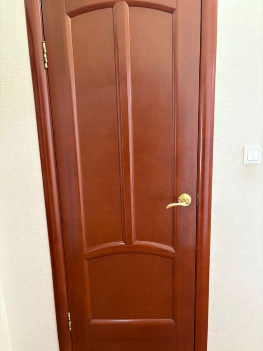 Прдам двери каждая 10тыс