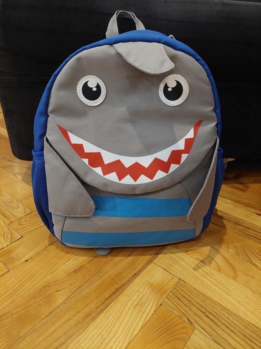 Детска раница Акула
