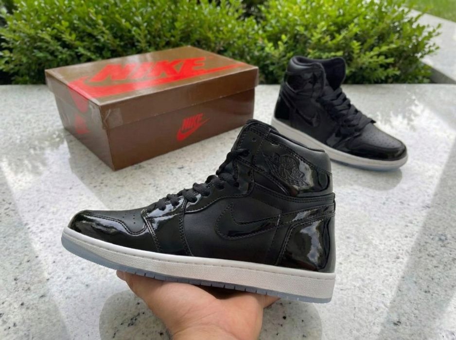 Jordan 1 High Space Jam - Model Unisex Premium