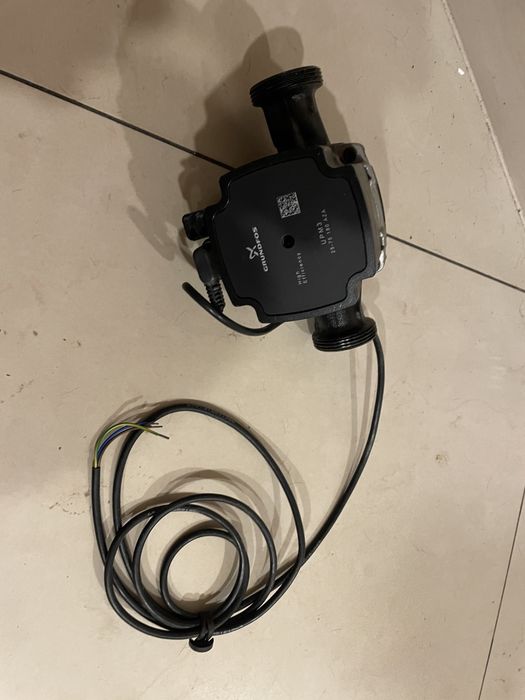 pompa recirculare grundfos