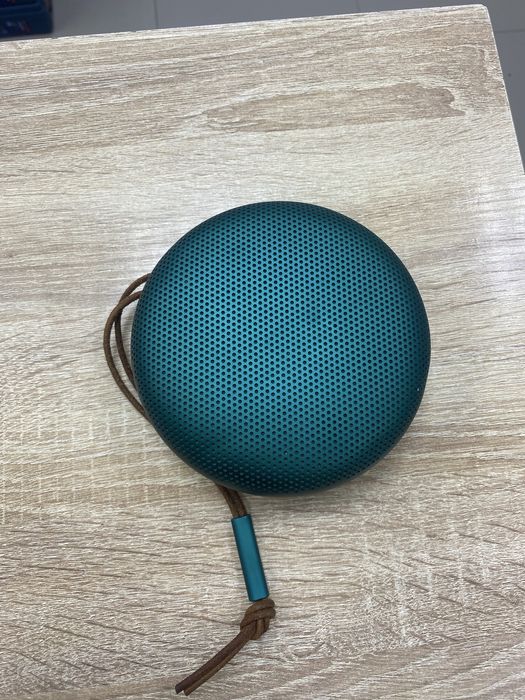 Колонка Bang Olufsen A1 Gen 2 TM79