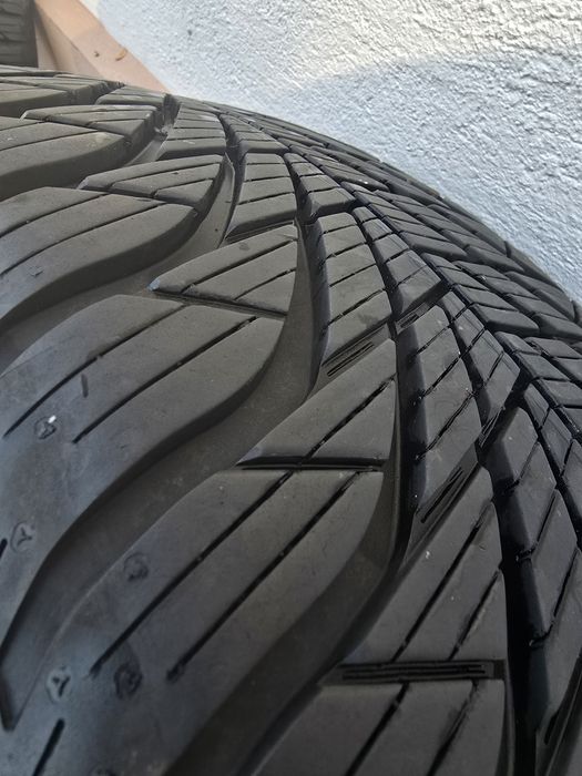 Anvelope cauciucuri iarna 235 60 18