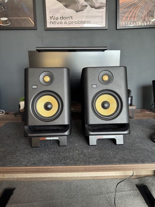 KRK Rokit 5 Gen 5 студио монитори + подарък