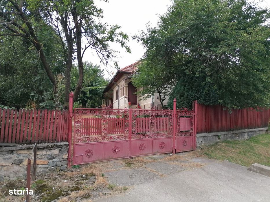 Casa individuala, teren 2.600 mp