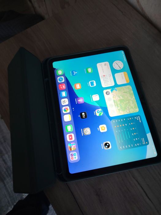 Продам ipad A16 2025 года