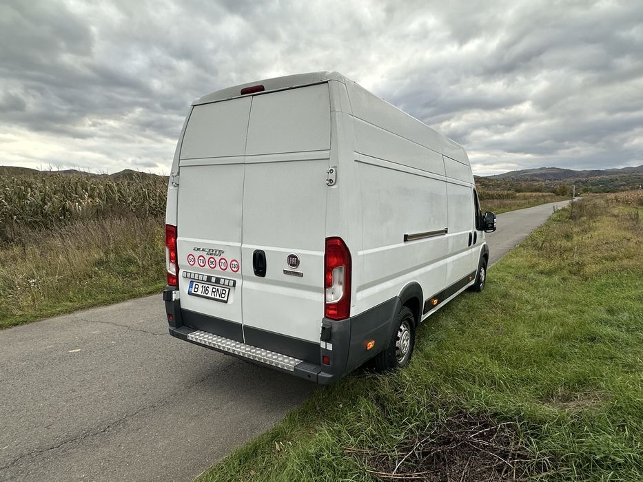 Vand autoutilitara Fiat Ducato - pret cu TVA inclus