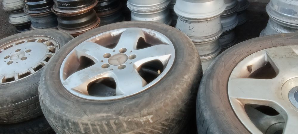 Авто Разбор Ауди С4 капоты.