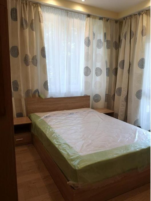 Двустаен апартамент в ж.к. Банкя.