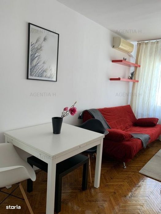 2 camere Calea Victoriei Sala Palatului