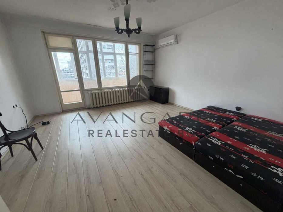 оф.24912 Тристаен реална квадратура/ Панаира