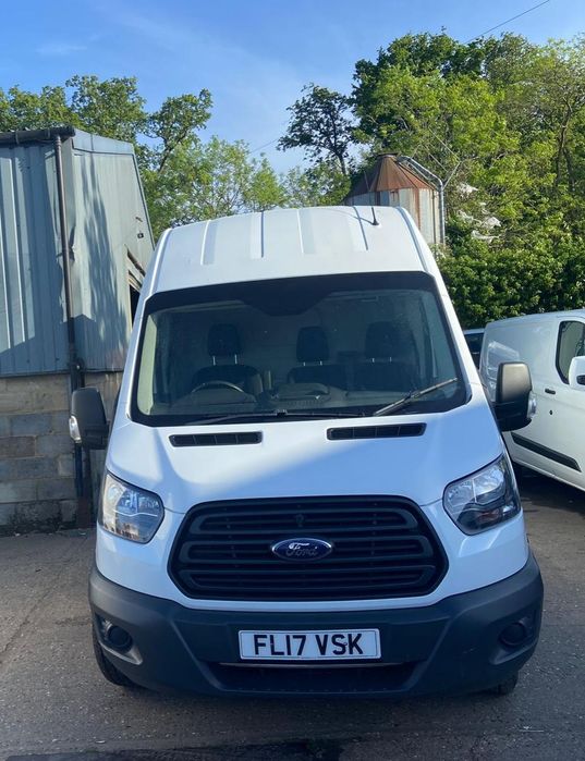 Ford Transit din 2018 motor 2.0 Euro 6 cu AdBlue Volan pe dreapta