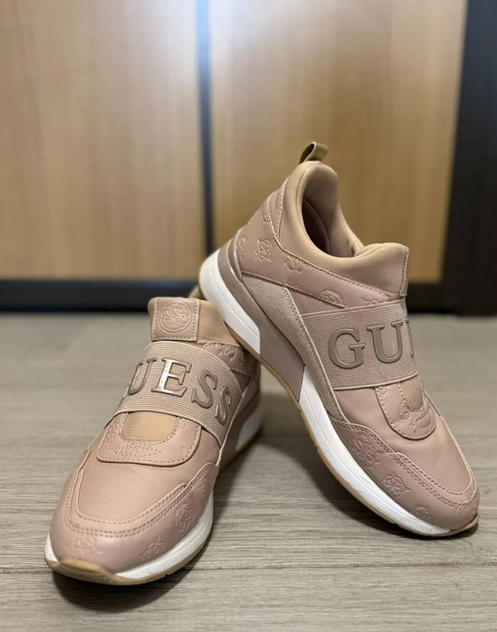 Дамски обувки"Guess",36 номер