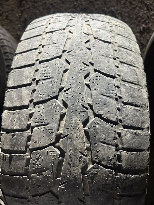 Авто шины 265/65R17 (8шт)