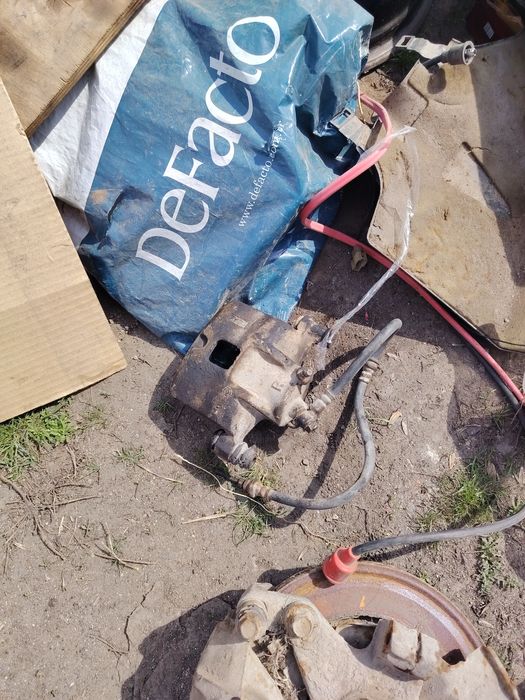 Мазда 626 ступица суппорт в зборе